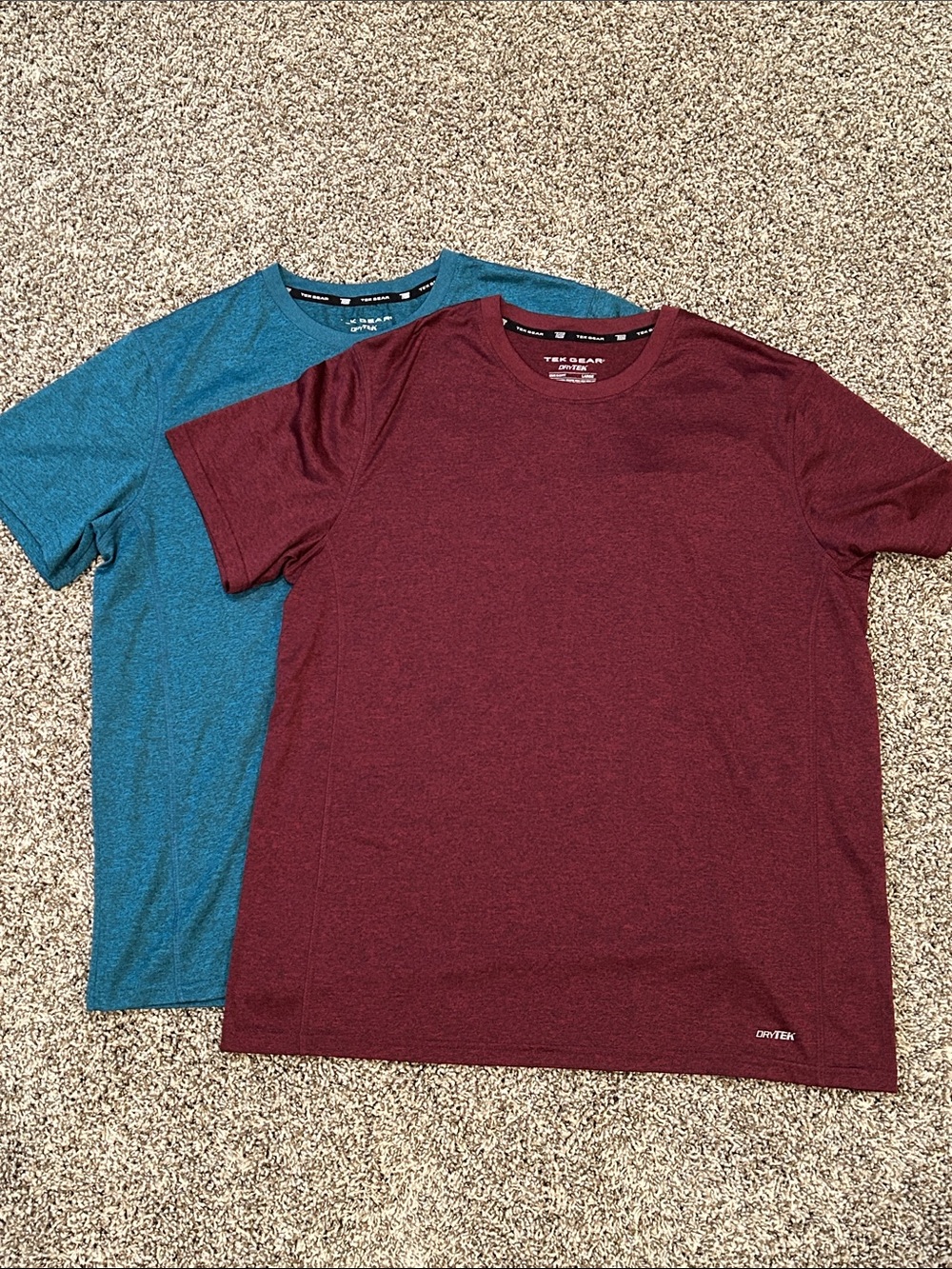 2x tek gear Men's Short-Sleeve Performance Tee - Teal and Maroon - Size L